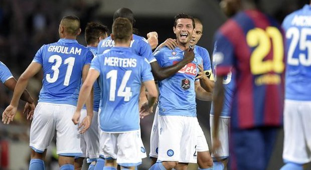 Napoli, la vittoria dei sogni: 1-0 al Barça, azzurri già in forma Champions