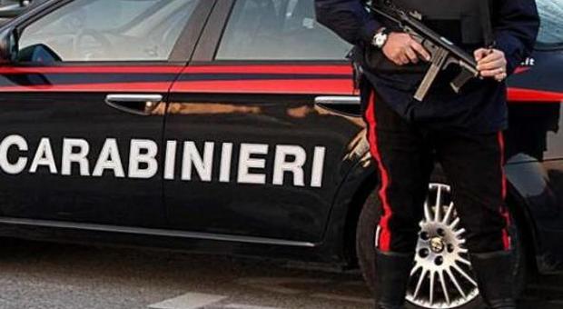 Torino, ucciso con 6 colpi di pistola dal figliastro dopo una lite furibonda durante la cena in casa