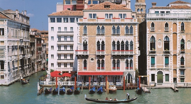 Venezia, l'hotel Bauer chiude per restauro: 200 senza lavoro