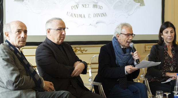 Vittorio Del Tufo alla presentazione del libro