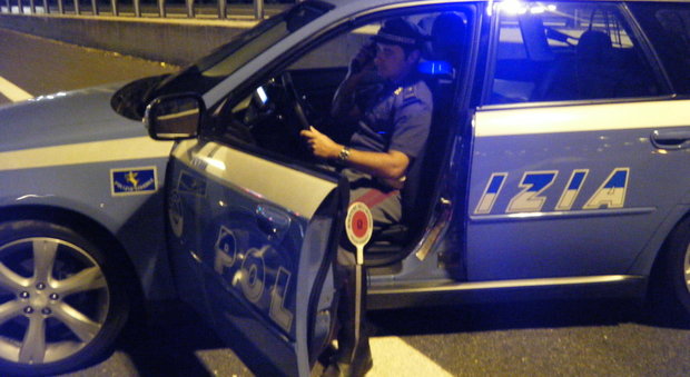 Schianto sulla Torino-Milano, muoiono agente della polstrada e un autista di un furgone