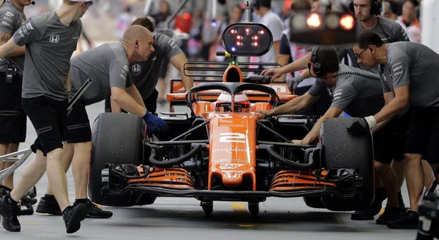 Formula 1, la McLaren lascia la Honda al termine della stagione e si accorda con la Renault