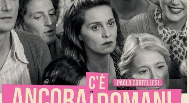 Paola Cortellesi a Bari per presentare il film “C'è ancora domani”