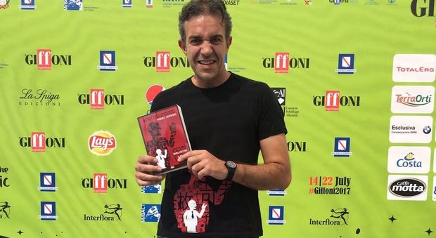 Cessione del Milan ai cinesi: Campopiano presenta a Giffoni «Nero su Rosso»