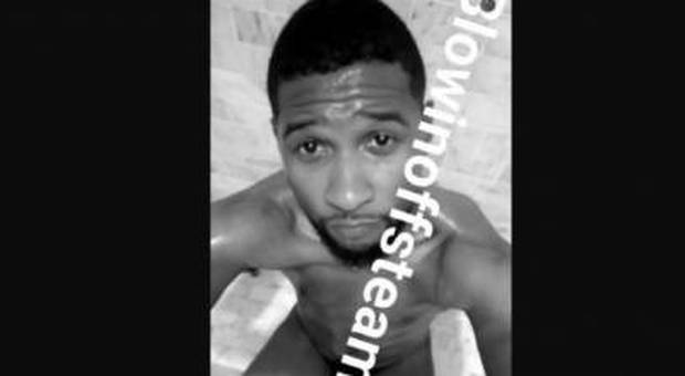 Usher e il selfie nudo su Snapchat, la "disattenzione" fa scalpore