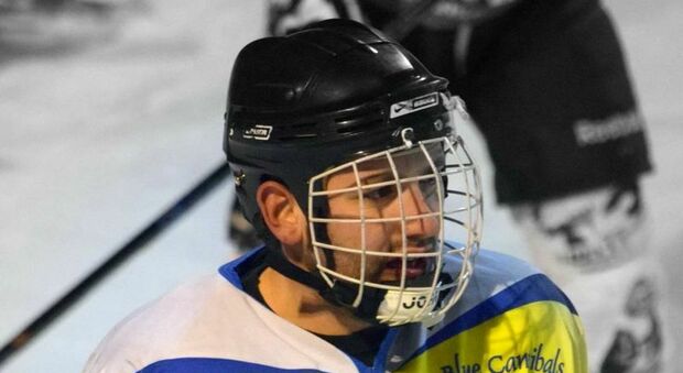 ndreas Palla, giocatore di hockey 32enne muore durante la partita