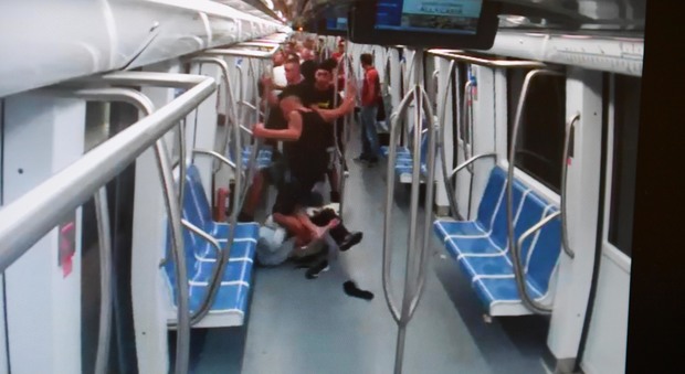 Massacrato per una sigaretta condannate le «belve» della metro