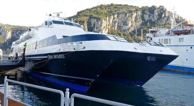 Collegamenti marittimi: corse soppresse, esposto alla Procura dei sindaci di Capri