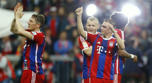 Bundesliga, il Bayern si regala la festa: Guardiola campione di Germania