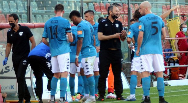 Il Benevento ricomincia vincendo: a Cremona basta un gol di Insigne