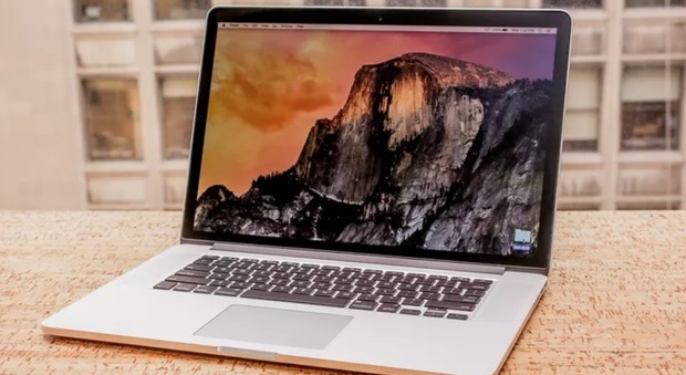 Apple richiama i MacBook Pro del 2015: «Problemi alla batteria»