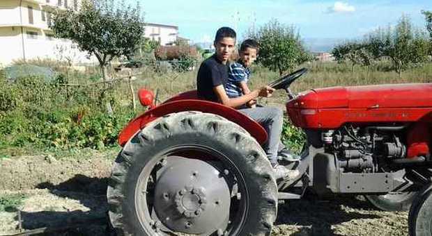 Incidente nei campi col trattore, Sandro muore a 18 anni in Abruzzo