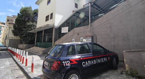 Napoli, arrestato 67enne a Materdei: tenta di dar fuoco alla casa dell'ex moglie