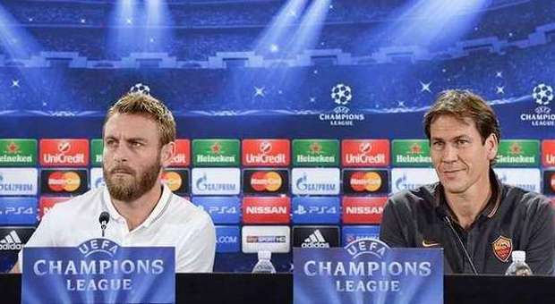 Roma-Bayern, Garcia: «Siamo outsider ma non abbiamo paura di nessuno» De Rossi: «Forti come loro se non di più»