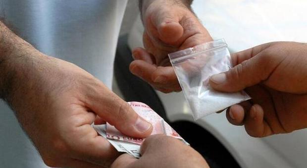 Blitz contro lo spaccio di cocaina: undici arresti nel Salernitano