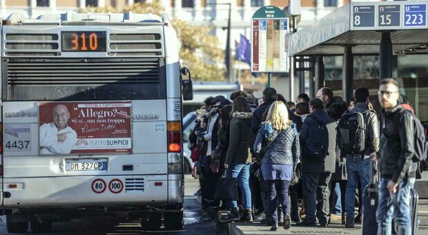 Sciopero oggi 26 aprile, a rischio bus e metro: orari e fasce di garanzia a Roma, Milano, Napoli