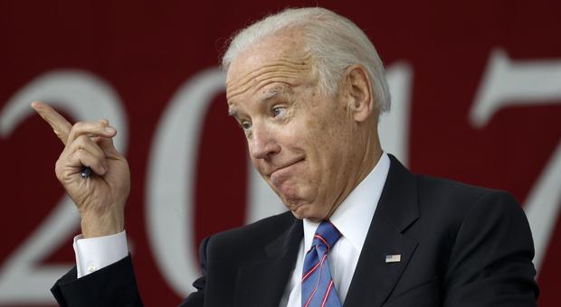 Biden annuncia la candidatura, Trump lo boccia subito così: «Benvenuto assonnato Joe»