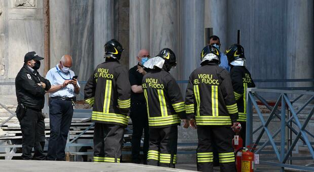 Vigili del fuoco in Piazza San Marco (foto di archivio)