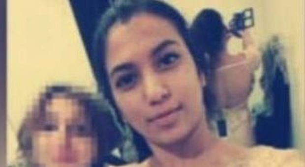 Costretta ad abortire in Pakistan: la 19enne Farah rientrata in Italia