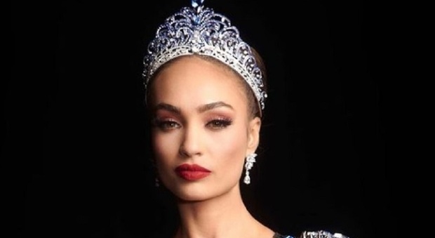 Miss Universo 2023 è R' Bonney Gabriel, la prima filippino-americana a conquistare il titolo: «Sarò leader della trasformazione»