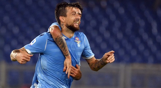 Francesco Acerbi esulta dopo il gol (foto ROSI)