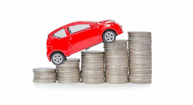 RC Auto, fine degli sconti e inflazione fanno risalire i premi (+8,6%)