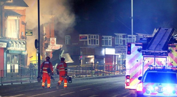 Gb, esplosione a Leicester: distrutto un palazzo di due piani, 4 morti