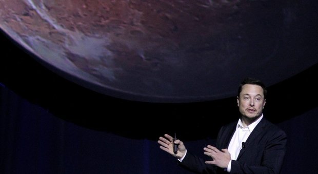 Marte, Elon Musk promette: «Il primo viaggio con i colonizzatori nel 2024»