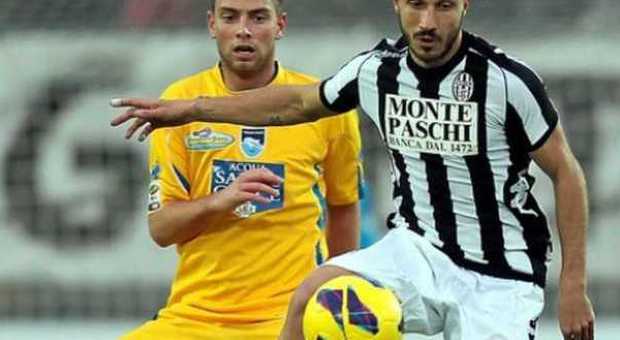 Calcio, Francesco Valiani è ufficialmente del Latina: da ieri in ritiro a Folgaria