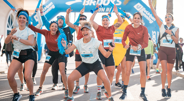 Mezza maratona di Barcellona, l'edizione 2024 completamente rinnovata: è griffata Brooks, tutte le novità