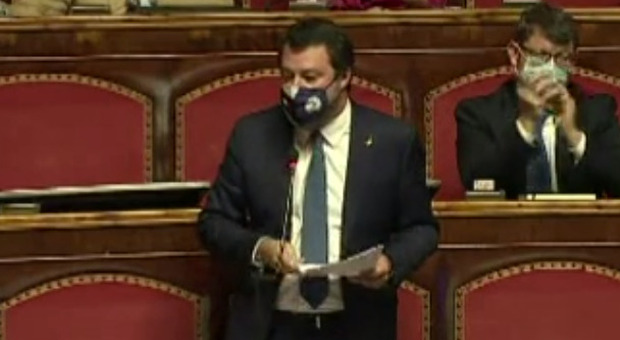 Conte, Salvini in Senato: cercate complici per non perdere la poltrona