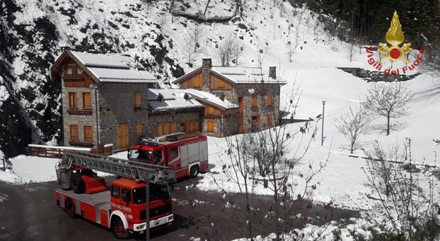 Maltempo, turista morto a Marsala. Un disperso nel fiume Mincio, ritornati neve e freddo