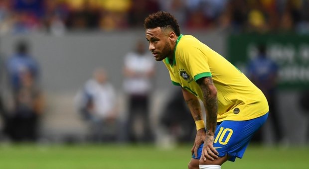 Neymar, dopo le accuse di stupro salta la Coppa America per infortunio