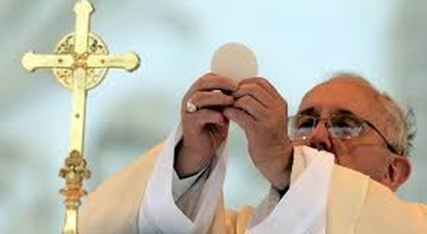 Papa Francesco torna a Ostia, domenica il Corpus Domini lo celebra nel X Municipio