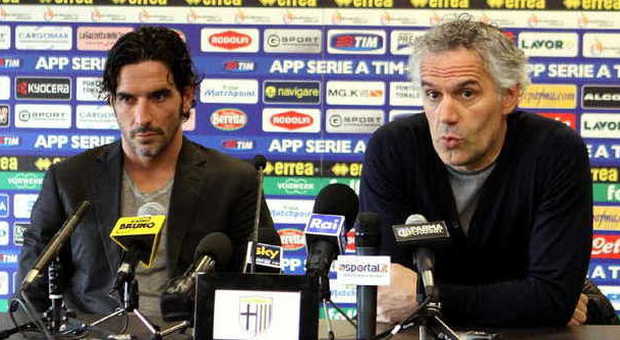 Caos Parma, Macalli: «Ipocrita il ritardo delle partite, i giocatori pensino a tassarsi». Malagò: «Manenti? Pittoresco»