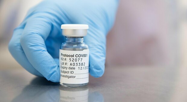 Vaccino Covid, campagna al via a metà gennaio: prime dosi per 1,8 milioni di italiani, un terzo si trova in Lazio e Lombardia. Dalle regioni la lista dei nomi