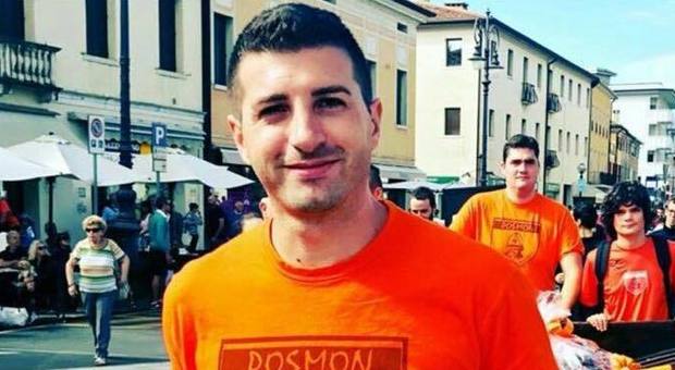 Treviso, Marco maratoneta e istruttore di nuoto 34enne trovato morto nel sonno