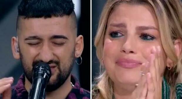 X Factor, Emma (a sorpresa) elimina Roccuzzo che piange: «Non ce la faccio mai...»