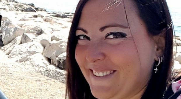 Anna Siena, morta a 36 anni, l'autopsia: aveva in grembo un feto senza vita