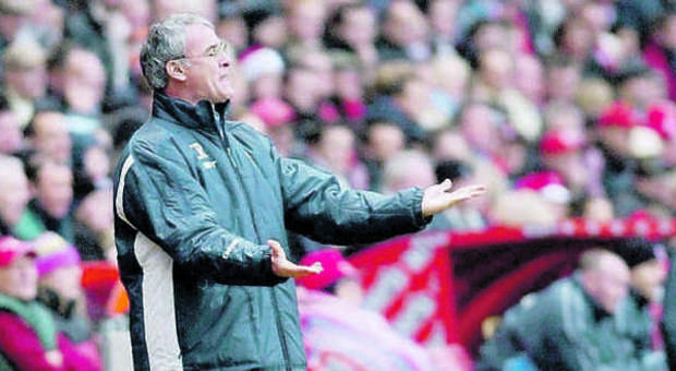 Mentre Mourinho sprofonda, il Leicester si gode il “principe” Ranieri