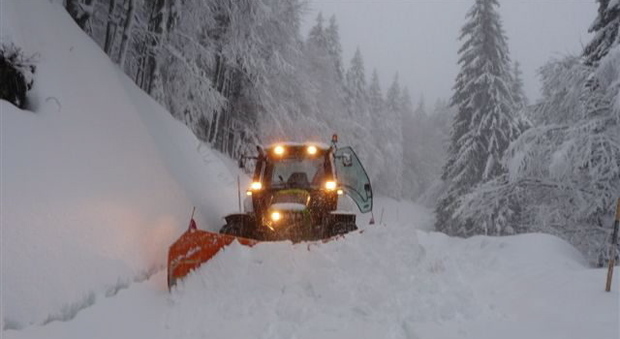 Neve tra le Dolomiti, pericolo valanghe