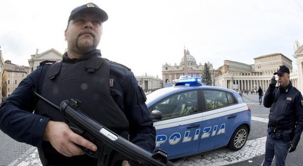 Terrorismo, i servizi segreti: «Cresce rischio attacchi. Italia obiettivo, è simbolo della cristianità»