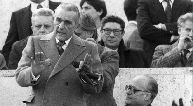 Roma, all'Olimpico il ricordo di Dino Viola: «Lode a te presidente»