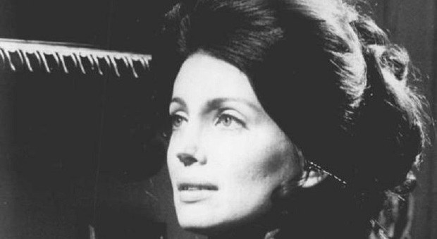 Addio a Gayle Hunnicutt, l'attrice star di "Dallas" aveva 80 anni. Nel telefim cult anni Ottanta era l'amante di J.R.