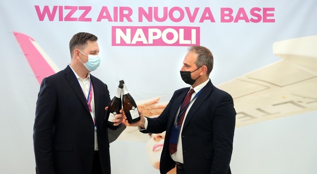 Napoli, inaugurata la base Wizz Air all'aeroporto di Capodichino