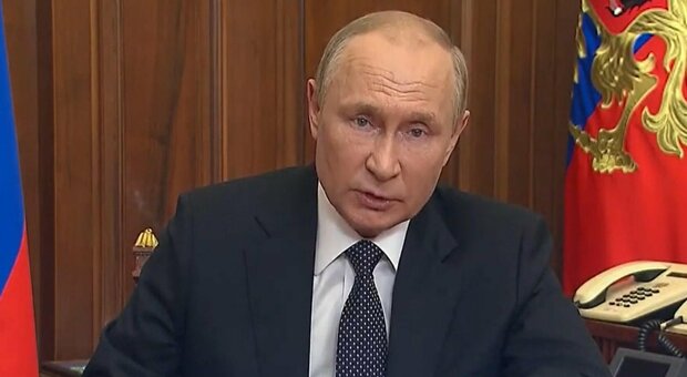 Putin parla alla Russia in tv: «Mobilitazione parziale, l'Occidente vuole distruggerci». Incubo guerra nucleare