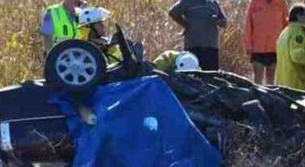 Auto si ribalta in Australia: tre morti e due feriti, salvo 25enne vicentino