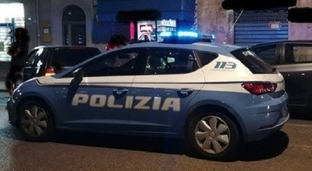 Ancona, urla e insulti in serata al Piano: interviene la Polizia. Minacce a un 40enne
