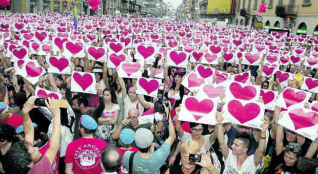 Pride, domani la sfilata dalla stazione Centrale a Porta Venezia: attese oltre 50 mila persone