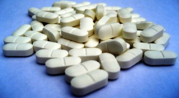 «Gli antidolorifici aumentano il rischio di infarto?», lo studio che mette in allerta sui farmaci da banco